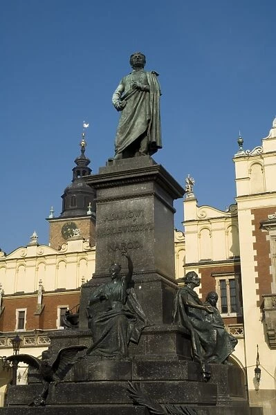 Statue of the romantic poet Mickiewicz in front of The Cloth Hall