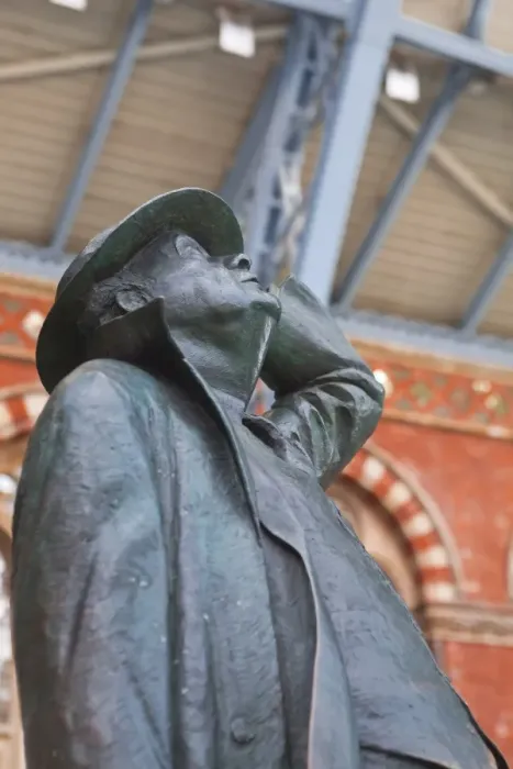 Framed Print : The statue of Sir John Betjeman at St. Pancras International station in London, England, United Kingdom, Europe Framed Print : The statue of Sir John Betjeman at St. Pancras International station in London, England, United Kingdom, Europe