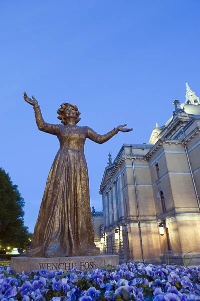 Statue of Wenche Foss outside the National Theatre, Oslo, Norway, Scandinavia, Europe