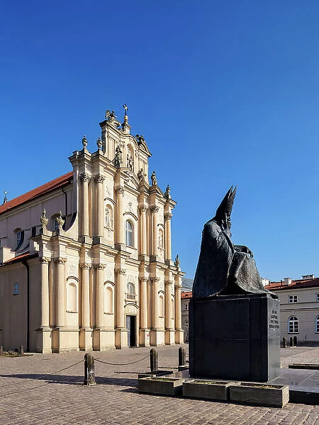 Statue of Wyszynski and Roman Catholic Church of the Visitants, Krakowskie Przedmiescie, Warsaw, Masovian Voivodeship, Poland, Europe