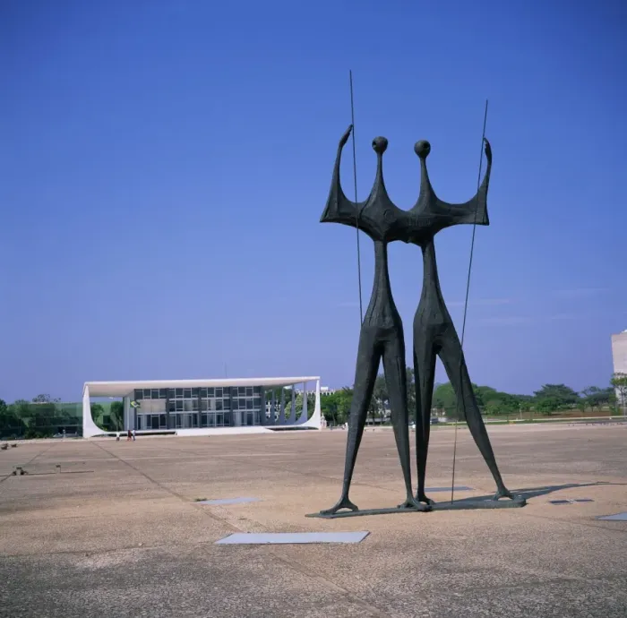 Framed Print : Statues, before the Palacio da Justica, Brasilia, UNESCO World Heritage Site Framed Print : Statues, before the Palacio da Justica, Brasilia, UNESCO World Heritage Site