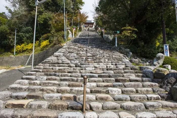 Framed Print : Steep steps leading to the Ishiteji Temple in Matsuyama, Shikoku, Japan, Asia Framed Print : Steep steps leading to the Ishiteji Temple in Matsuyama, Shikoku, Japan, Asia