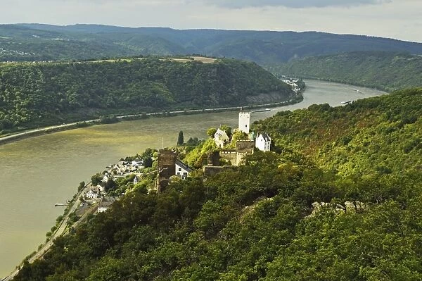 Sterrenberg Castle and River Rhine, Rhineland-Palatinate, Germany, Europe