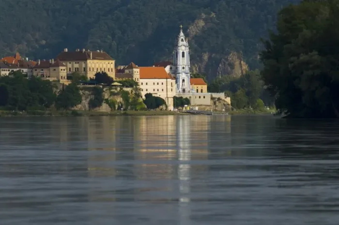 Framed Print : Stiftskirche and River Danube, Durnstein, Wachau, Austria Framed Print : Stiftskirche and River Danube, Durnstein, Wachau, Austria