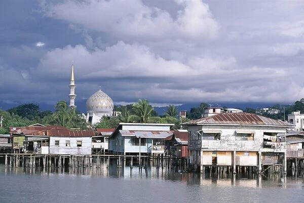 Stilt village and State Mosque
