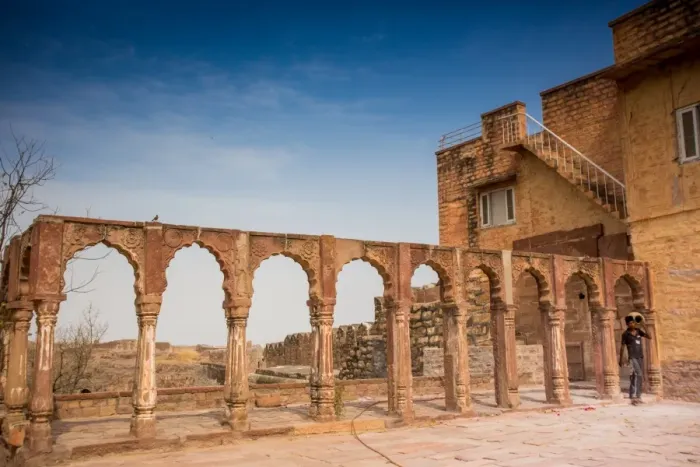 Framed Print : Stone archway in Mehrangarh Fort in Jodhpur, the Blue City, Rajasthan, India, Asia Framed Print : Stone archway in Mehrangarh Fort in Jodhpur, the Blue City, Rajasthan, India, Asia