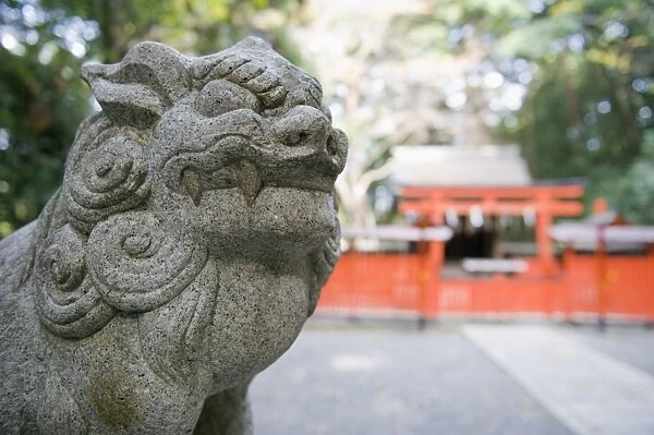 Stone lion statue, Yoshida Shrine, Kyoto, Japan, Asia