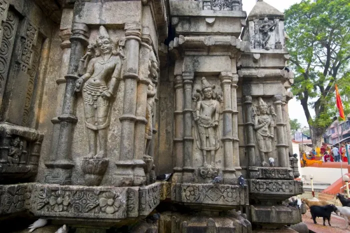 Framed Print : Stone statues in the Kamakhya Hindu temple, Guwahati, Assam, India, Asia