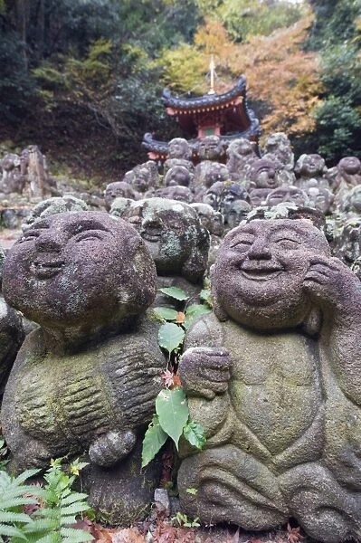 Stone statues at Otagi Nenbutsu ji Temple, Arashiyama Sagano area, Kyoto, Japan, Asia
