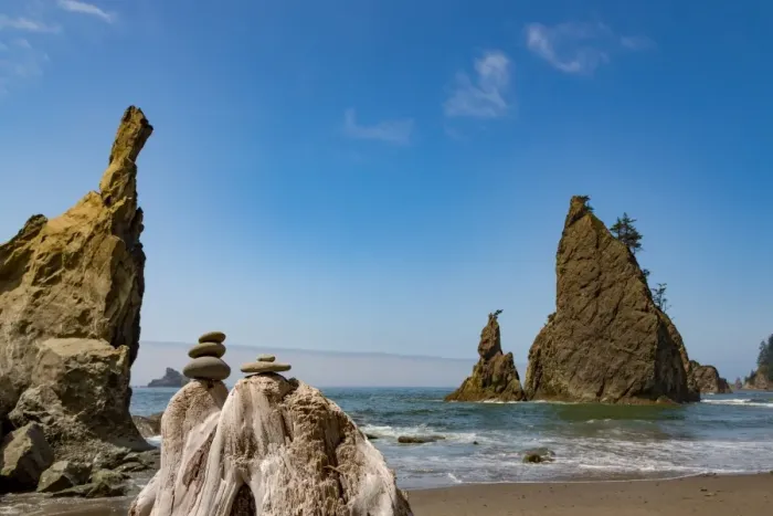 Framed Print : Stones and sea stacks on Rialto Beach in the Olympic National Park, UNESCO World Heritage Site Framed Print : Stones and sea stacks on Rialto Beach in the Olympic National Park, UNESCO World Heritage Site