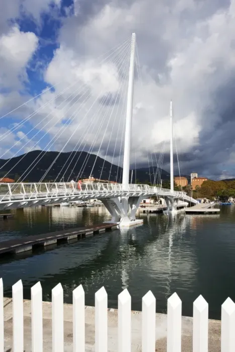 Framed Print : Storm clouds over City Bridge at the waterfront in La Spezia, Liguria, Italy, Mediterranean, Europe Framed Print : Storm clouds over City Bridge at the waterfront in La Spezia, Liguria, Italy, Mediterranean, Europe