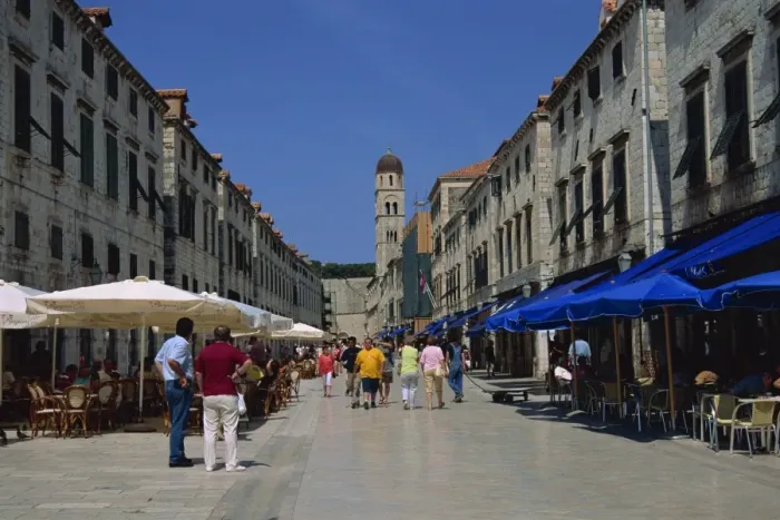 Framed Print : The Stradun, Dubrovnik old city, Dalmatia, Croatia, Europe Framed Print : The Stradun, Dubrovnik old city, Dalmatia, Croatia, Europe
