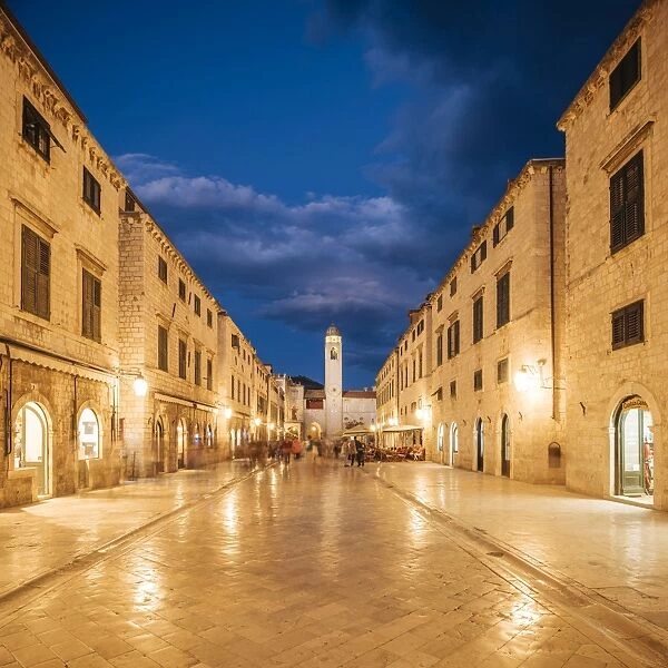 Stradun, Old Town, UNESCO World Heritage Site, Dubrovnik, Croatia, Europe