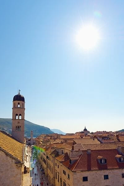 The Stradun (Placa Ulica) and Tower of the Franciscan Monastery, Old Town (Stari Grad), UNESCO World Heritage Site, Dubrovnik, Dalmatia, Croatia, Europe