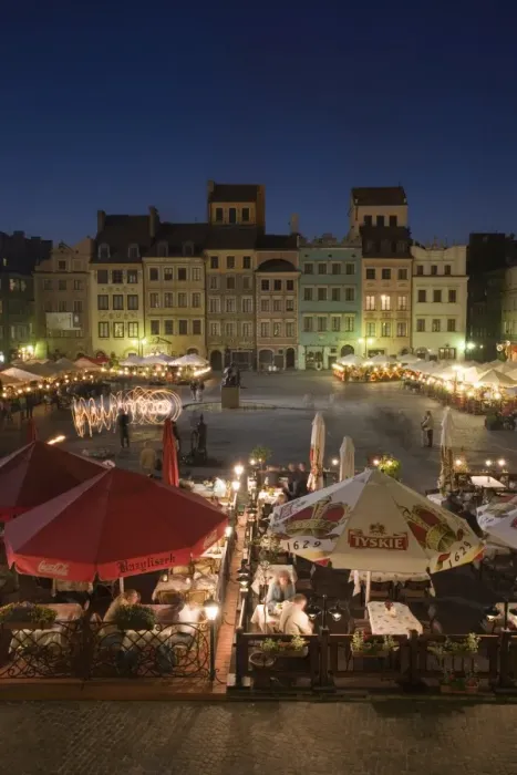 Framed Print : Street performers