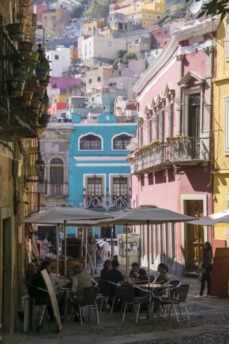 Framed Print : Street scene, Guanajuato, Mexico, North America Framed Print : Street scene, Guanajuato, Mexico, North America