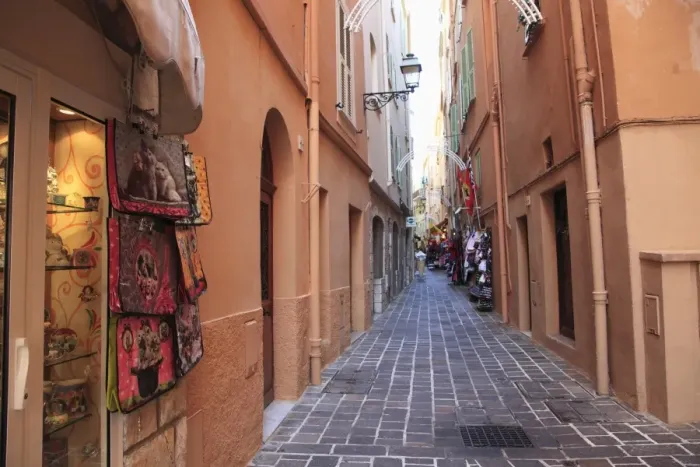 Framed Print : Street scene, Le Rocher (The Rock), Monaco, Cote d Azur, Mediterranean, Europe Framed Print : Street scene, Le Rocher (The Rock), Monaco, Cote d Azur, Mediterranean, Europe