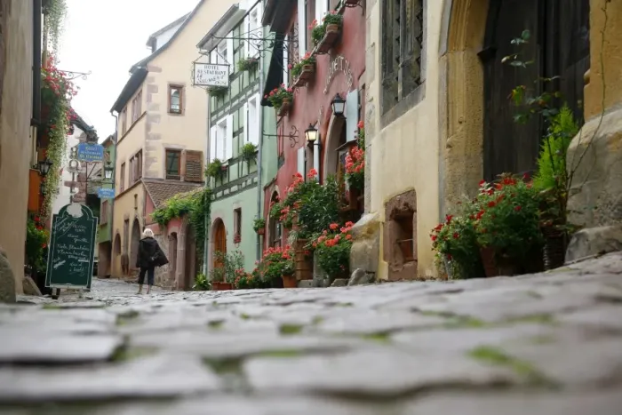 Framed Print : Street scene, Riquewihr, Alsace, France, Europe