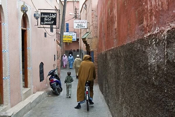 Street in the Souk, Marrakech (Marrakesh), Morocco, North Africa, Africa