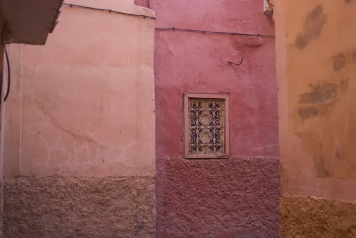 Framed Print : Back streets of Marrakech, Morocco, North Africa, Africa Framed Print : Back streets of Marrakech, Morocco, North Africa, Africa