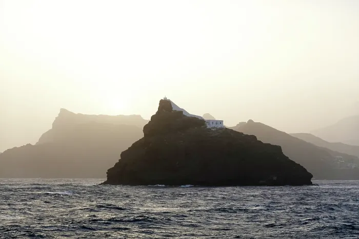 Framed Print : The striking offshore rock known as Djeu, Saint Vincent, Cape Verde Framed Print : The striking offshore rock known as Djeu, Saint Vincent, Cape Verde