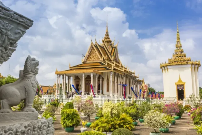 Framed Print : Stupa in front of the Silver Pagoda in the Royal Palace, in the capital city of Phnom Penh, Cambodia, Indochina, Southeast Asia, Asia Framed Print : Stupa in front of the Silver Pagoda in the Royal Palace, in the capital city of Phnom Penh, Cambodia, Indochina, Southeast Asia, Asia
