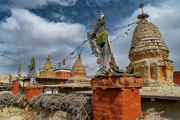 Stupas (chorten) in Lo-Manthang village, Kingdom of Mustang, Himalayas, Nepal, Asia