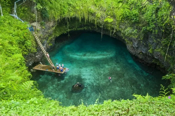 Framed Print : To Sua ocean trench in Upolu, Samoa, South Pacific, Pacific Framed Print : To Sua ocean trench in Upolu, Samoa, South Pacific, Pacific
