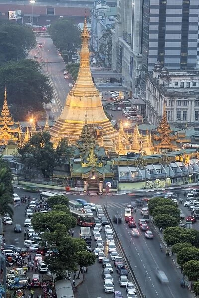 The Sule Paya pagoda in rushing traffic, downtown Yangon, Myanmar (Burma), Southeast Asia