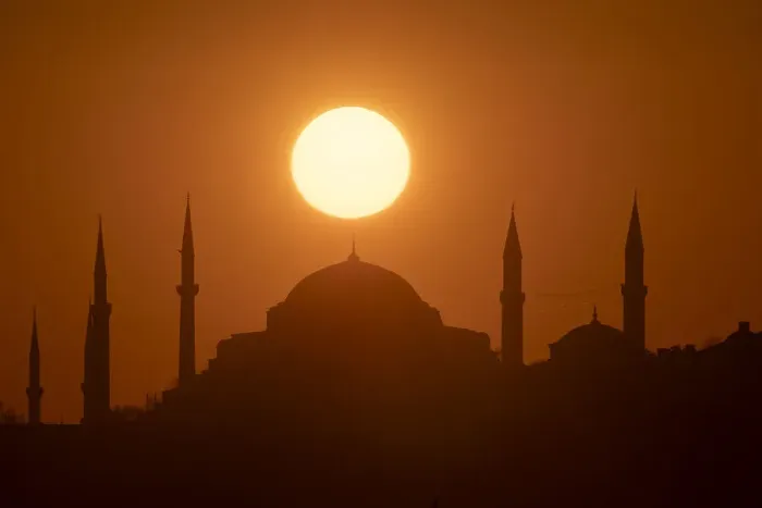 Framed Print : Sun aligned with the dome of Hagia Sophia Mosque, UNESCO World Heritage Site, Istanbul, Turkey, Europe Framed Print : Sun aligned with the dome of Hagia Sophia Mosque, UNESCO World Heritage Site, Istanbul, Turkey, Europe