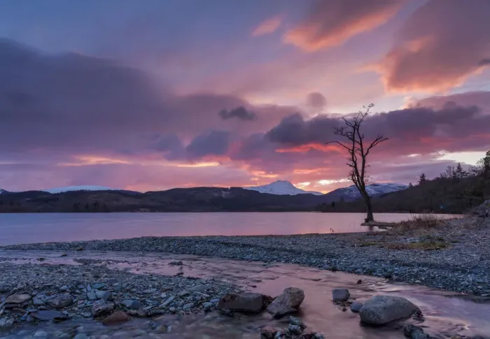 Framed Print : Sun setting over Ben Lomond and Loch Ard near Aberfoyle in the Lomond Trossachs National