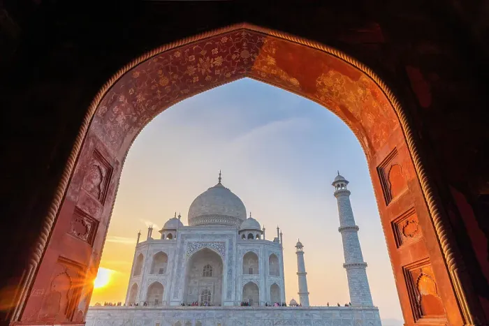 Framed Print : Sun setting at the Taj Mahal, UNESCO World Heritage Site, Agra, Uttar Pradesh, India, South Asia, Asia Framed Print : Sun setting at the Taj Mahal, UNESCO World Heritage Site, Agra, Uttar Pradesh, India, South Asia, Asia