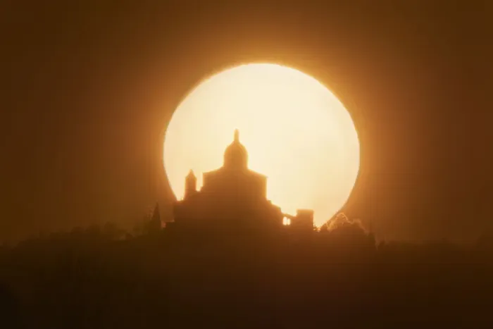 Framed Print : Sun behind the silhouette of San Luca Sanctuary during sunset, Bologna, Emilia Romagna, Italy, Europe Framed Print : Sun behind the silhouette of San Luca Sanctuary during sunset, Bologna, Emilia Romagna, Italy, Europe