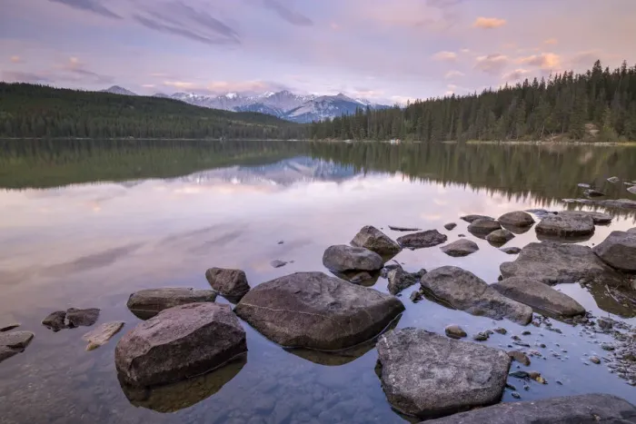 Framed Print : Sunrise on a beautiful reflective lake in the Canadian Rockies, Jasper National Park Framed Print : Sunrise on a beautiful reflective lake in the Canadian Rockies, Jasper National Park