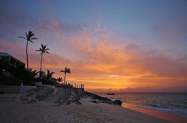 Sunrise on Bermuda's Pink Beach West, Bermuda, Atlantic, North America