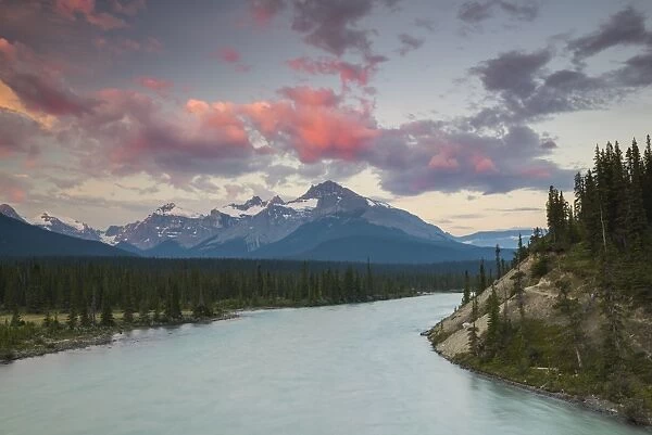 Sunrise and mountains, Saskatchewan River Crossing, Banff National Park, UNESCO World Heritage Site