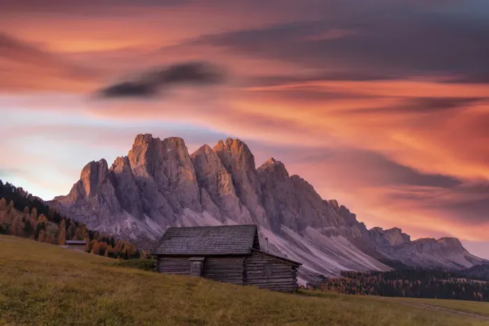 Framed Print : Sunrise over the Odle peaks and traditional hut in Gampen Alm in autumn, Funes Valley Framed Print : Sunrise over the Odle peaks and traditional hut in Gampen Alm in autumn, Funes Valley