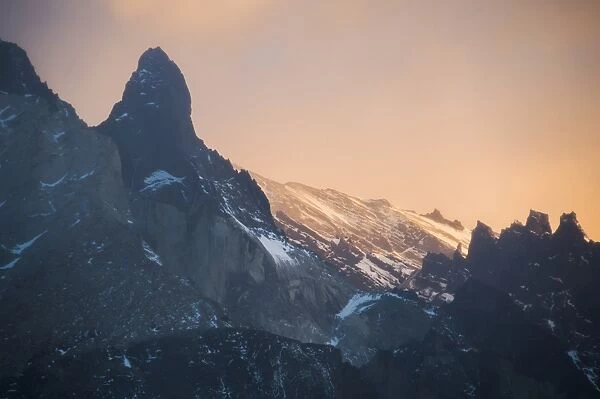 Sunrise, Paine Massif (Cordillera Paine), the iconic mountains in Torres del Paine National Park