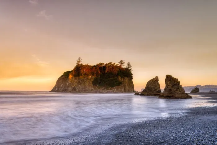 Framed Print : Sunrise at Ruby Beach in Olympic National Park, UNESCO World Heritage Site Framed Print : Sunrise at Ruby Beach in Olympic National Park, UNESCO World Heritage Site