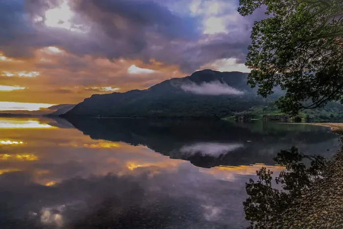 Framed Print : Sunrise from Ullswater in the Lake District National Park, UNESCO World Heritage Site, Cumbria, England, United Kingdom, Europe Framed Print : Sunrise from Ullswater in the Lake District National Park, UNESCO World Heritage Site, Cumbria, England, United Kingdom, Europe