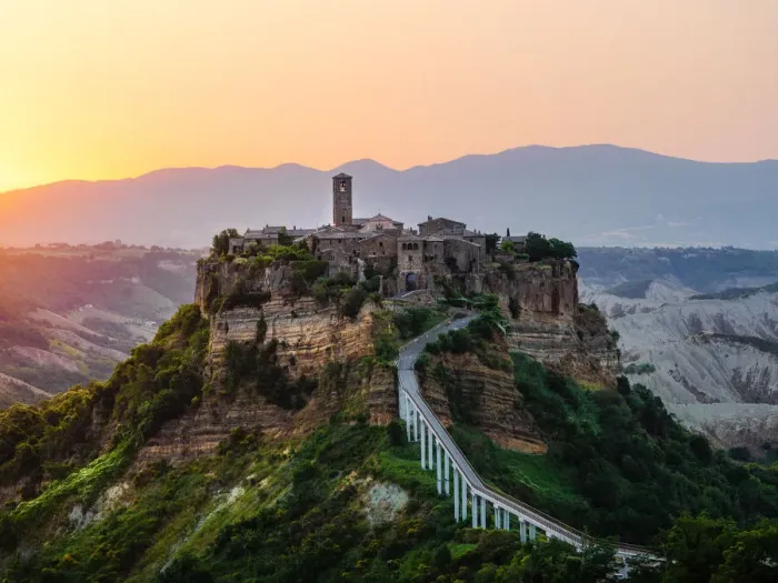 Framed Print : Sunrise view of The Dying City of Civita di Bagnoregio, Viterbo, Lazio, Italy, Europe Framed Print : Sunrise view of The Dying City of Civita di Bagnoregio, Viterbo, Lazio, Italy, Europe