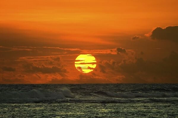 Sunset on the beautiful south coast at Mirissa, near Matara, Southern Province, Sri Lanka, Asia