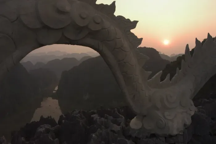 Framed Print : Sunset, dragons backbone Framed Print : Sunset, dragons backbone