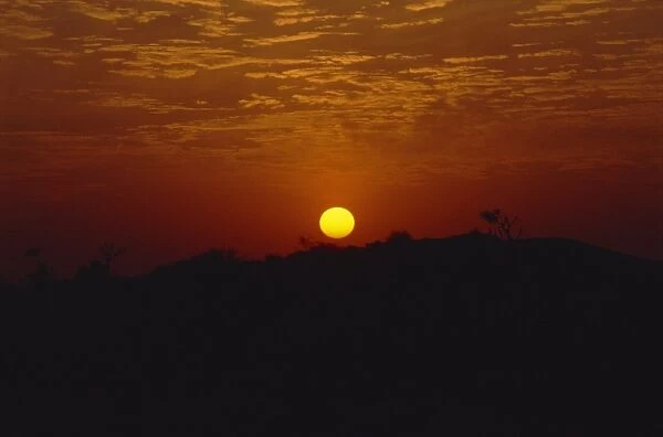 Sunset on dunes near Khimsar