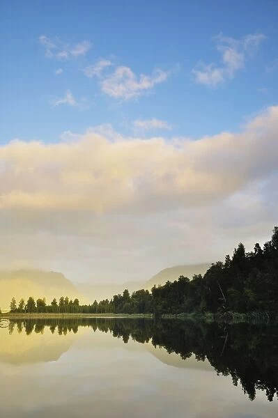 Sunset, Lake Matheson, Westland Tai Poutini National Park, UNESCO World Heritage Site
