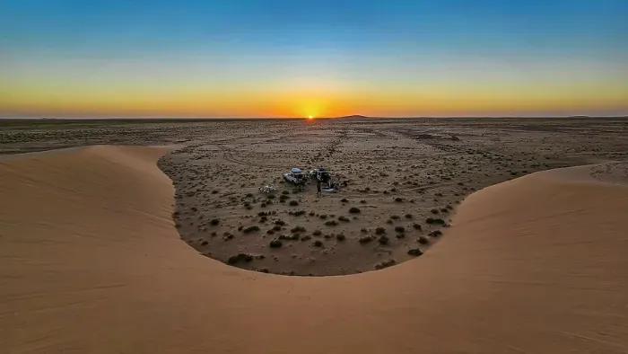 Framed Print : Sunset in a Sand dune in the Tibesti Mountains, Chad Framed Print : Sunset in a Sand dune in the Tibesti Mountains, Chad