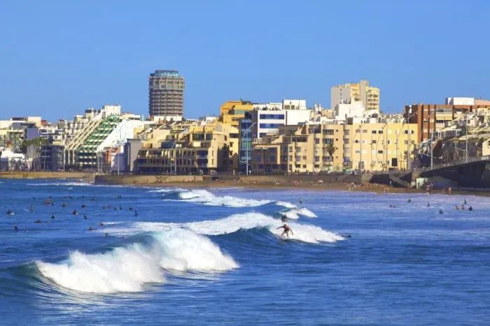 Framed Print : Surfers on Playa de las Canteras Beach, Santa Catalina District, Las Palmas de Gran Canaria Framed Print : Surfers on Playa de las Canteras Beach, Santa Catalina District, Las Palmas de Gran Canaria