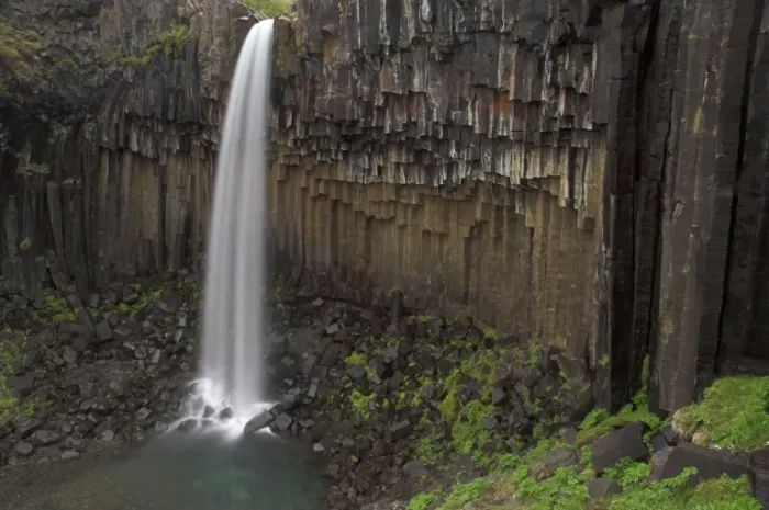 Framed Print : Svartifoss waterfall with basalt columns in Skaftafell National Park Framed Print : Svartifoss waterfall with basalt columns in Skaftafell National Park