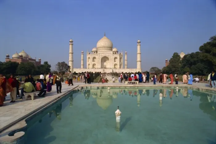 Framed Print : The Taj Mahal Framed Print : The Taj Mahal