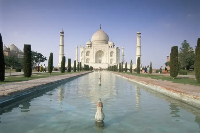 Framed Print : The Taj Mahal Framed Print : The Taj Mahal